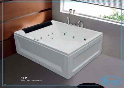 Bồn tắm massage Daros DR 16-44
