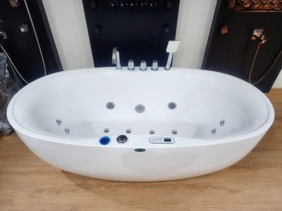 Bồn tắm massage Daros DR-1865 Bồn Tắm Sang Trọng Nhập Khẩu