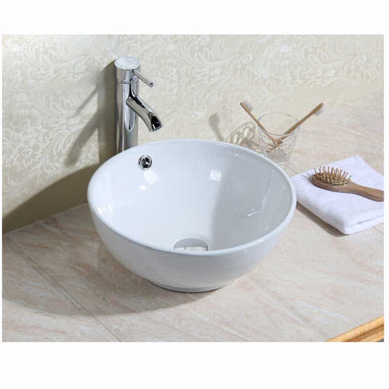 Lavabo đá tự nhiên và lavabo sứ