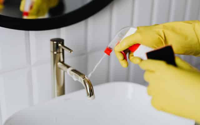 Cách vệ sinh và bảo dưỡng vòi lavabo