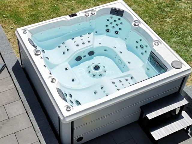Cách vệ sinh bộ lọc Jacuzzi