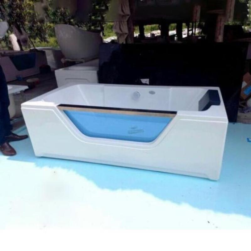 Bồn tắm nhựa acrylic có yếm
